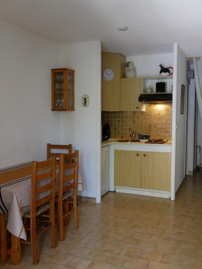 Апартаменти Studio Le Beauduc Сент-Марі-де-ла-Мер Екстер'єр фото